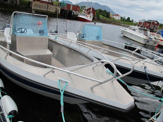 /pictures/vegakyst/Boat/VegaKyst_boats (3).jpg